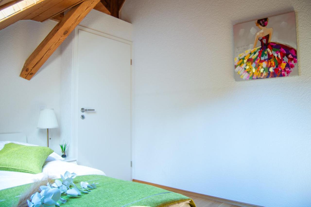 Wellness Mitten In Der Wasserfallstadt Triberg Triberg im Schwarzwald Exteriör bild