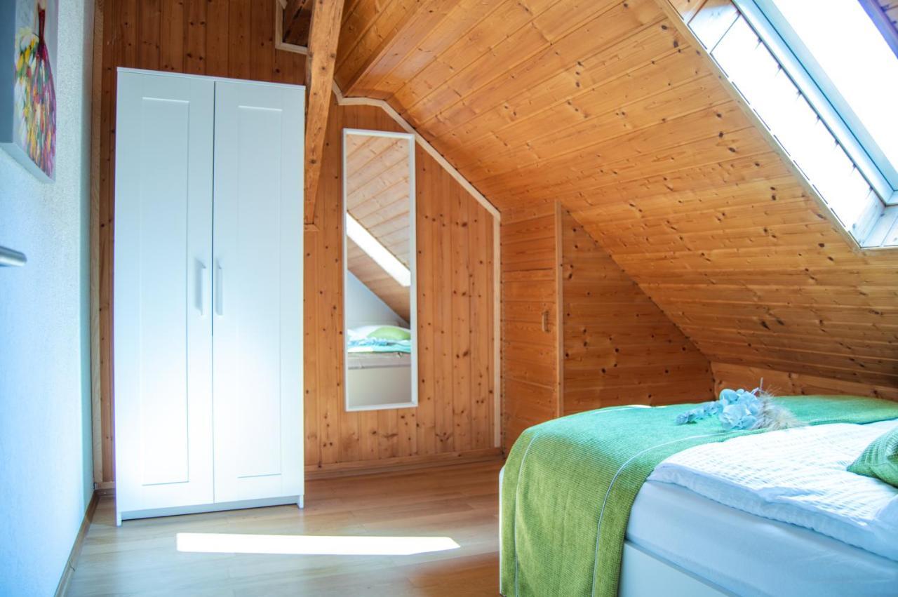 Wellness Mitten In Der Wasserfallstadt Triberg Triberg im Schwarzwald Exteriör bild